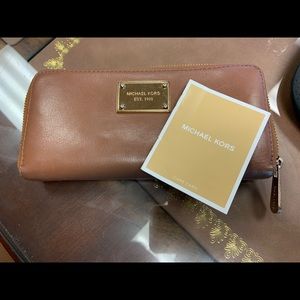 Michael Kors wallet